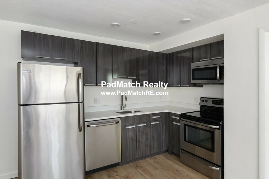 44 Parker Hill Ave, Mission Hill