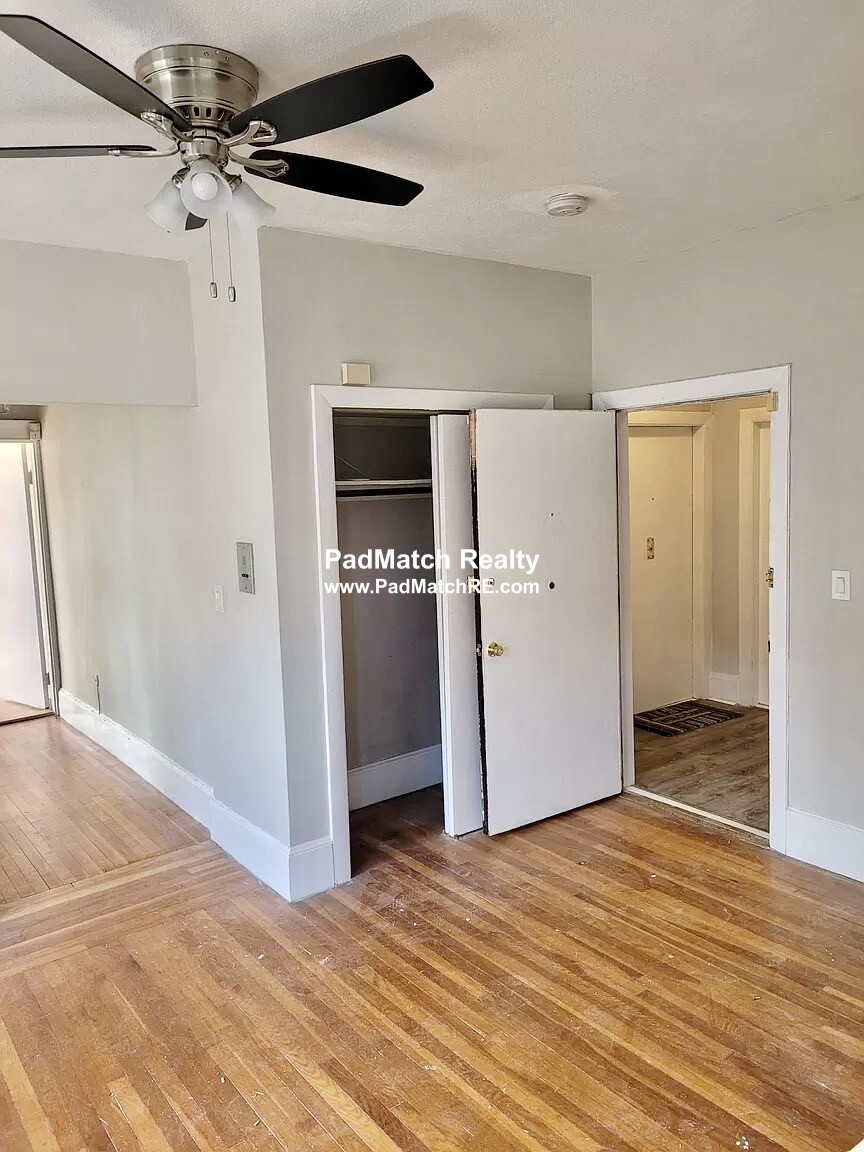 1082 Commonwealth Ave, Allston