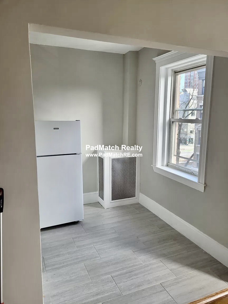 1082 Commonwealth Ave, Allston