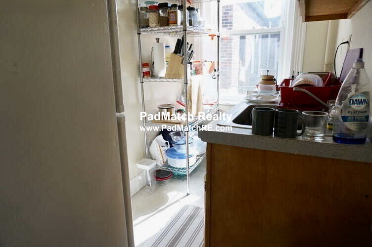 11 Royce Rd, Allston