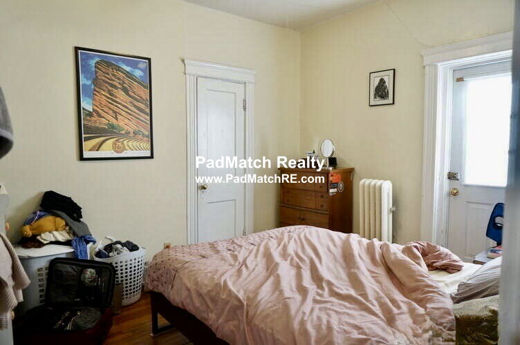 11 Royce Rd, Allston