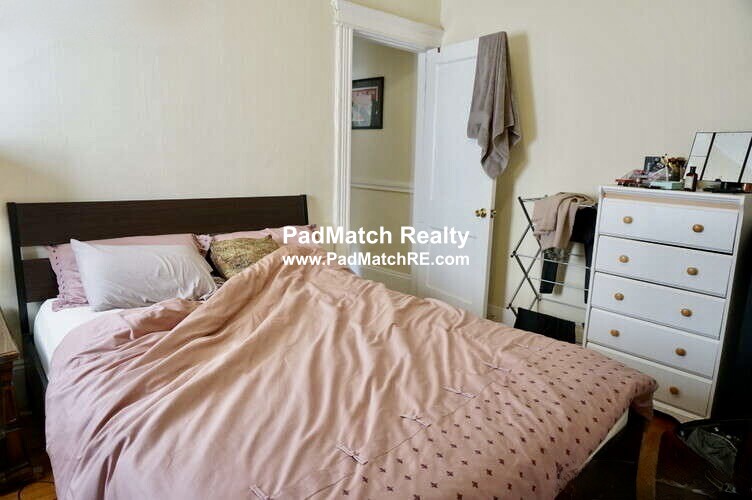 11 Royce Rd, Allston