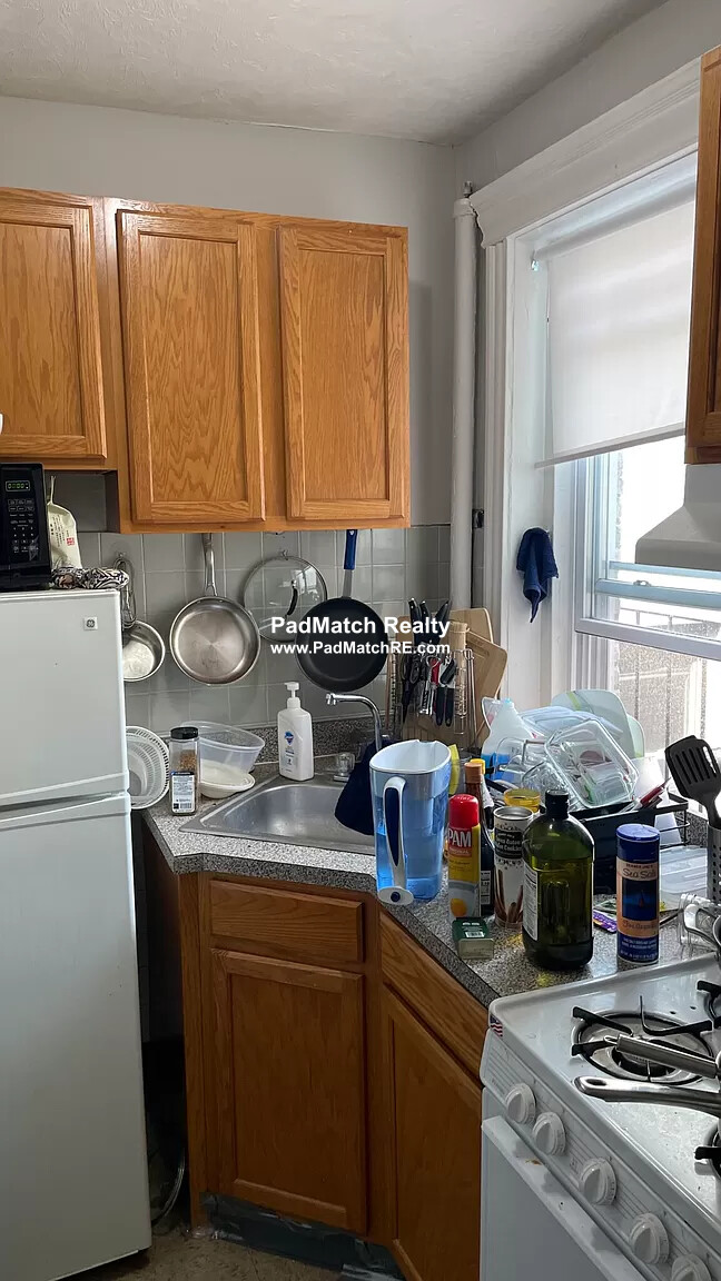 368 Riverway, Mission Hill