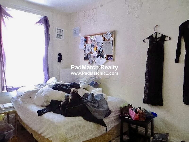 32 Edgerly Rd, Fenway