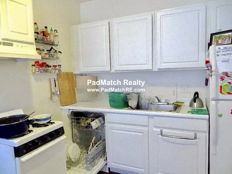 32 Edgerly Rd, Fenway