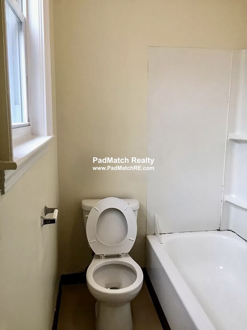 172 Bigelow St, Brighton