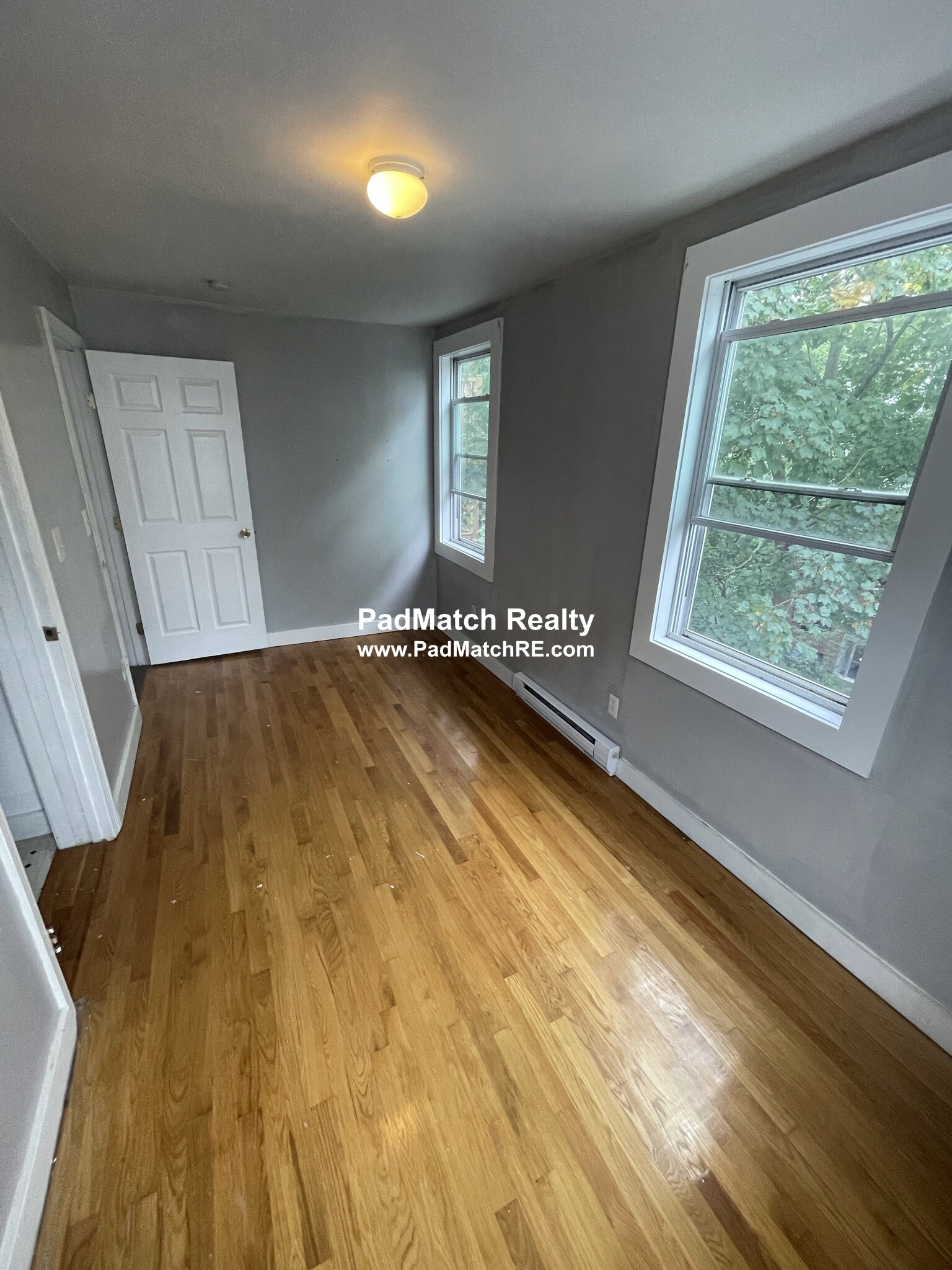 11 Sunset St, Mission Hill