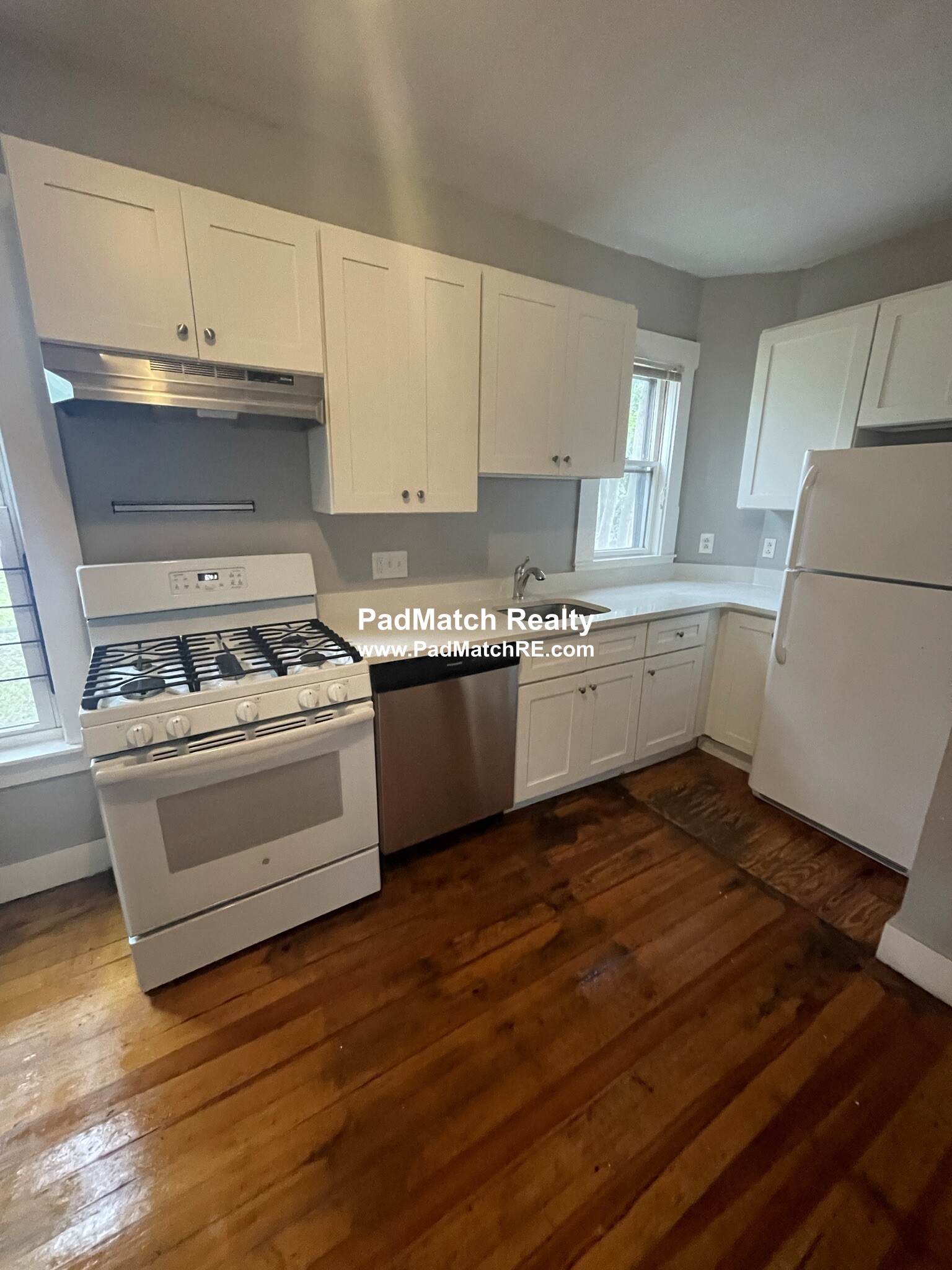 3 bed, 1 bath apartment for rent at 51 Pontiac St Unit 1, Mission Hill — photo 5 of 11