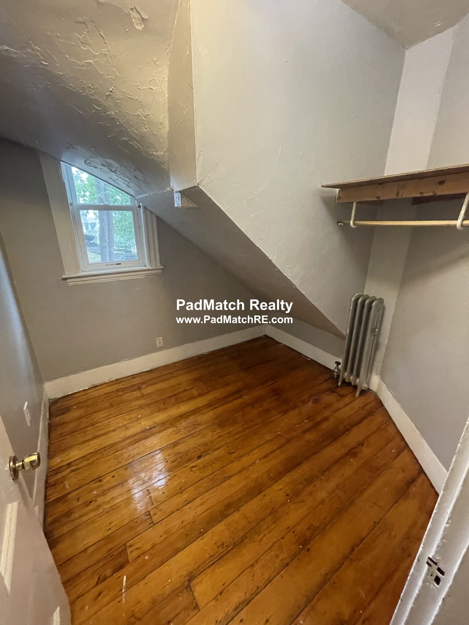 3 bed, 1 bath apartment for rent at 51 Pontiac St Unit 1, Mission Hill — photo 8 of 11