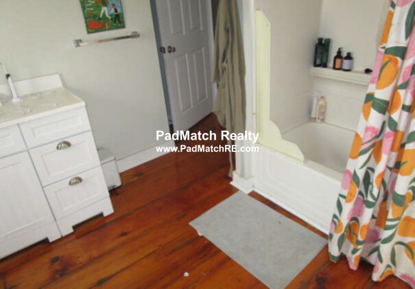 7 Biltmore St, Jamaica Plain