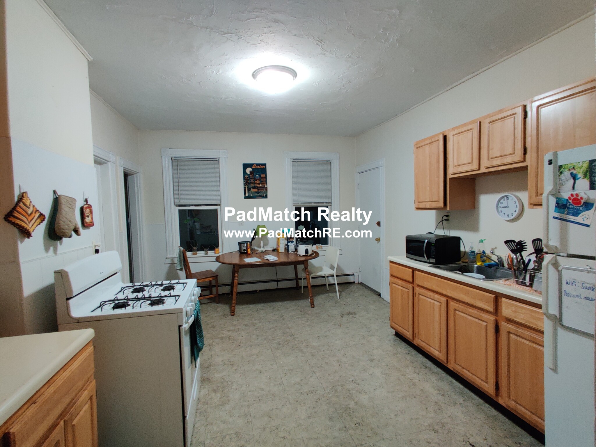 3 bed, 1 bath apartment for rent at 5 Sunset St Unit 3, Mission Hill — photo 2 of 14