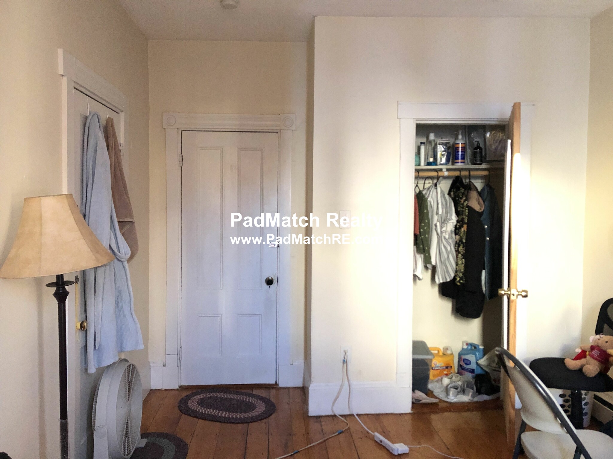 3 bed, 1 bath apartment for rent at 5 Sunset St Unit 3, Mission Hill — photo 6 of 14