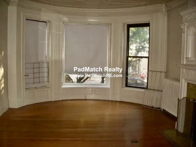 41 Bay State Rd, Fenway