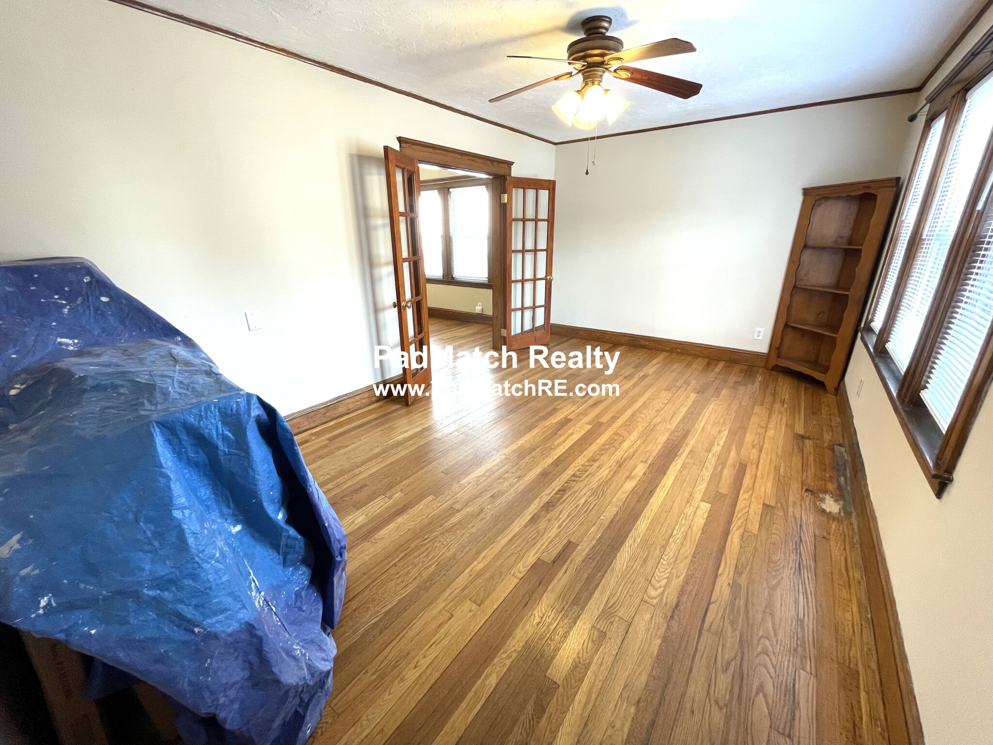3 bed, 2 bath apartment for rent at 2319 Centre St Unit 1B, West Roxbury — photo 2 of 32