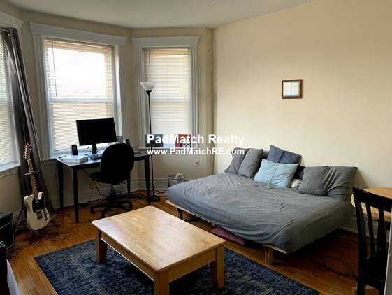 360 Riverway Unit 22, Boston