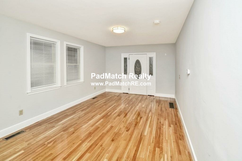 3 bed, 1 bath apartment for rent at 9 Whitman St Unit 1, Dorchester