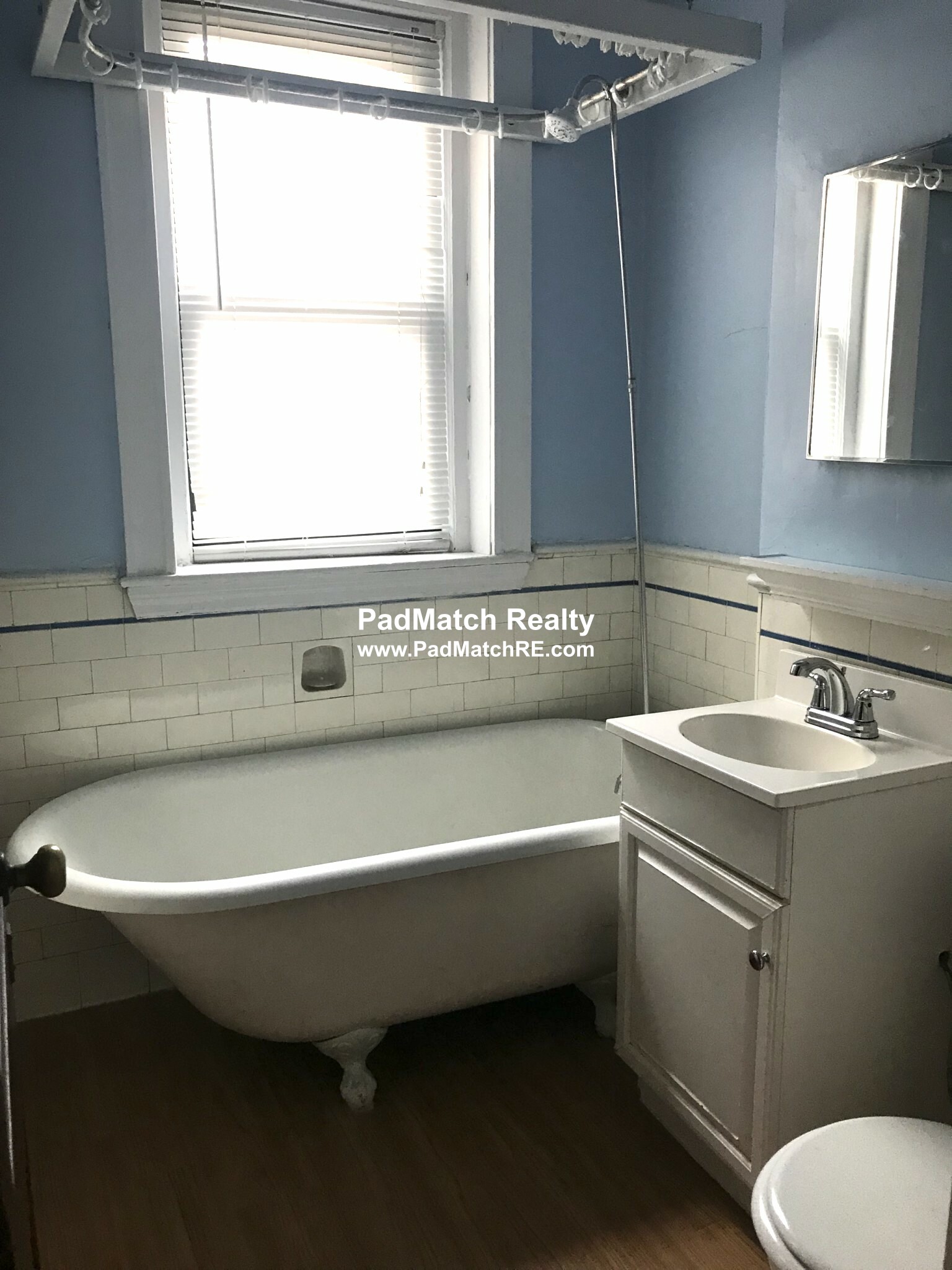Studio bed, 1 bath apartment for rent at 43 Glenville Ave Unit 17, Allston — photo 3 of 4