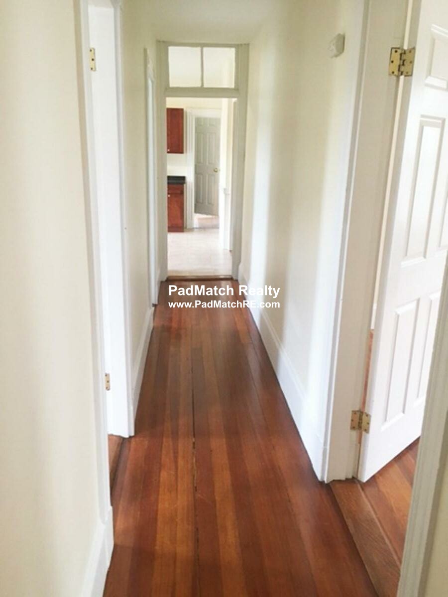 7 Timon Ave, Chestnut Hill