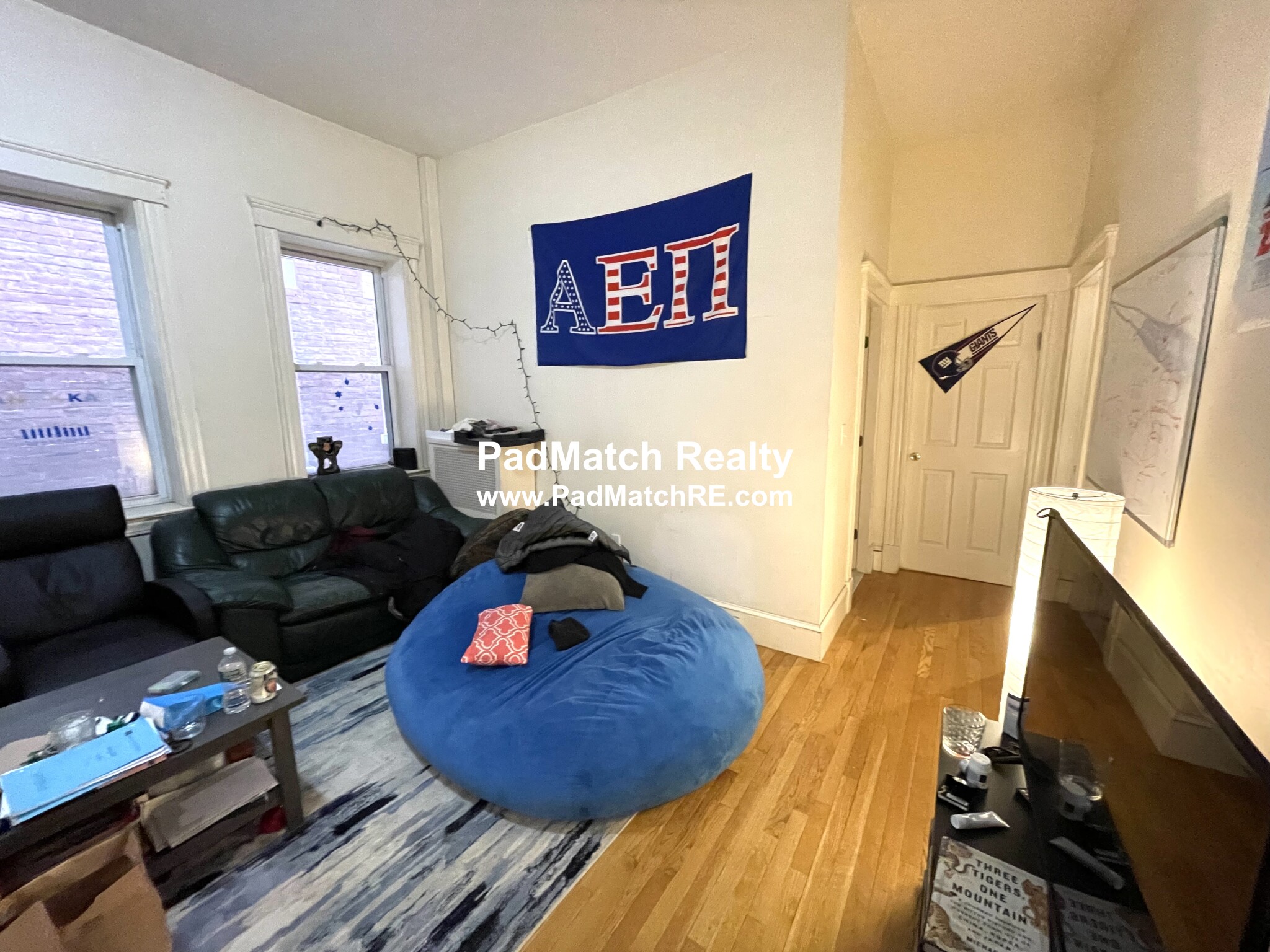 21 Aberdeen St, Fenway