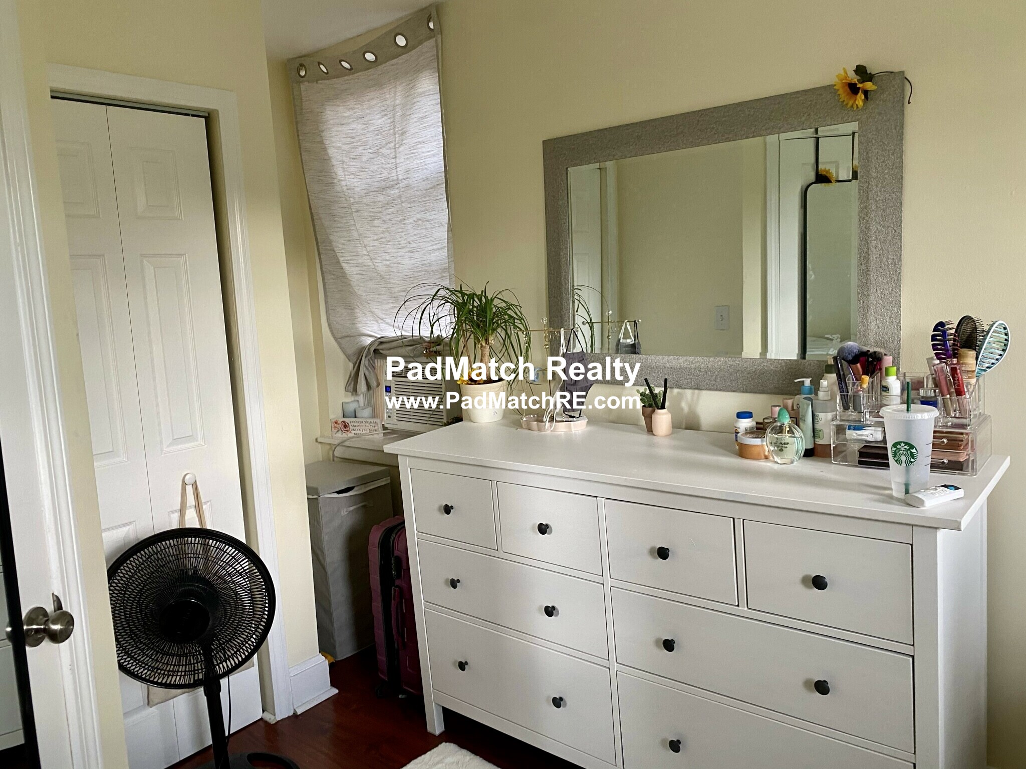 70 Joy St, Beacon Hill