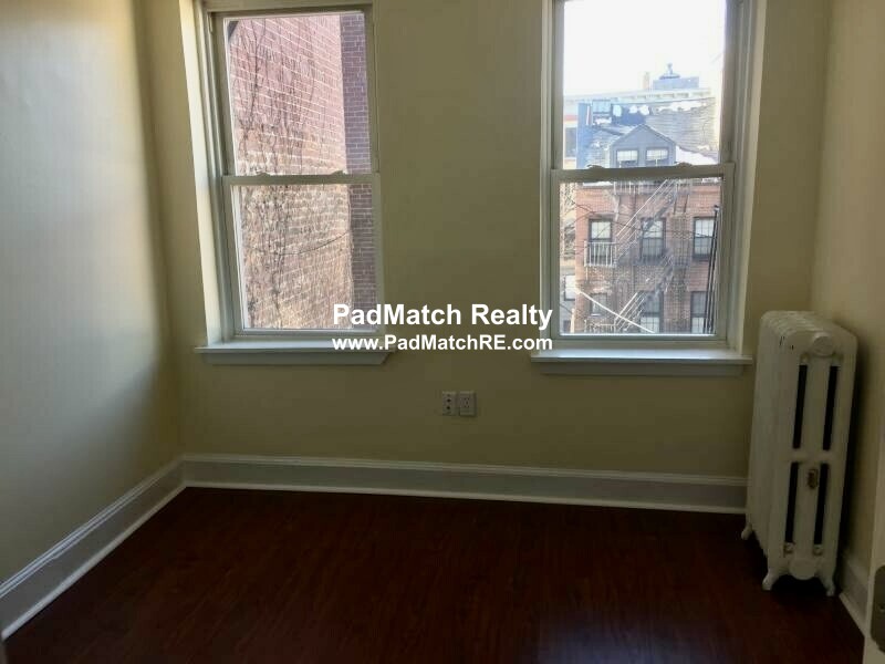 70 Joy St, Beacon Hill