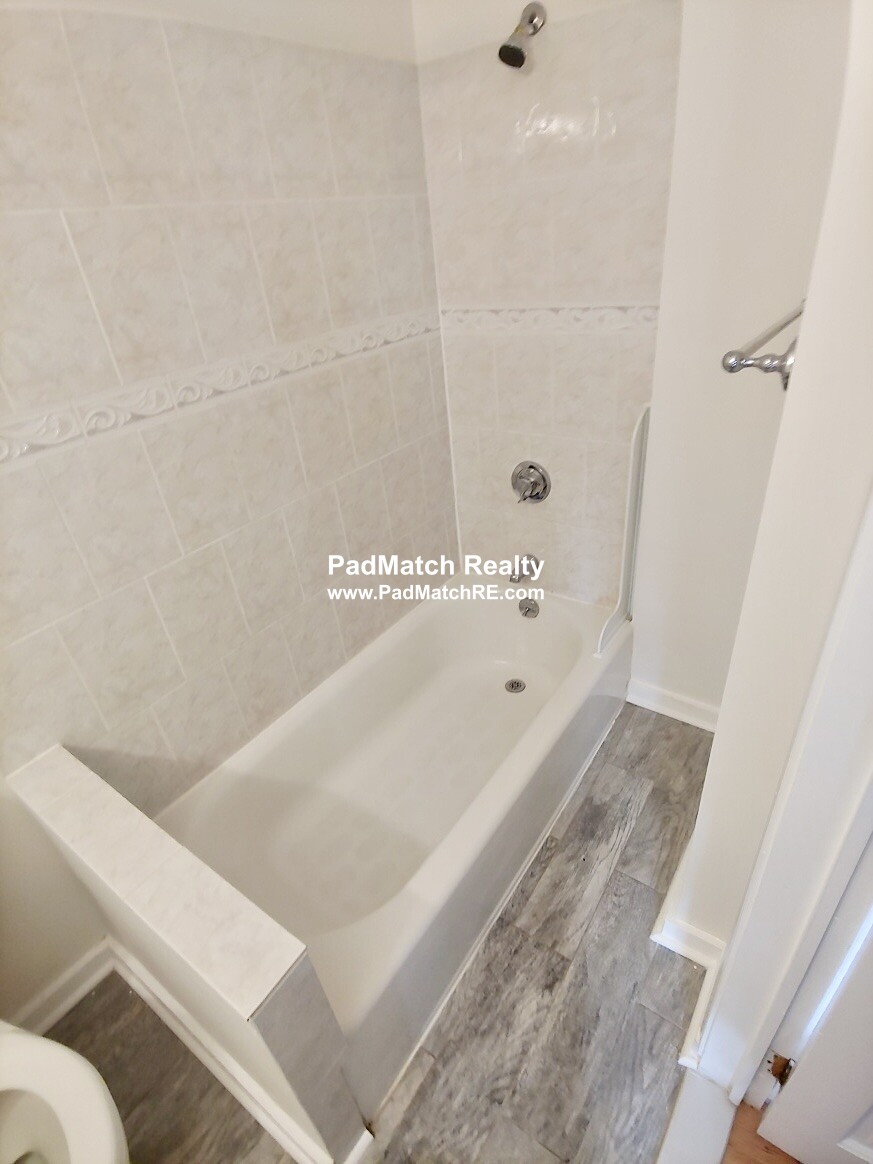 70 Joy St, Beacon Hill