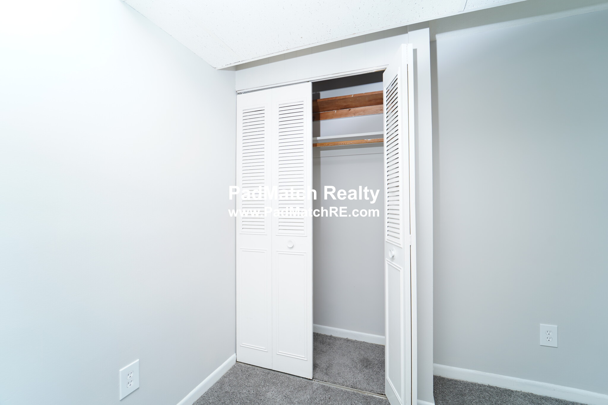 317 Revere St, Canton