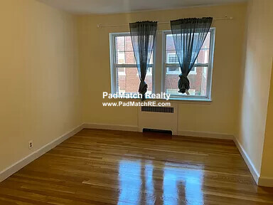 24 Fairbanks St, Washington Square