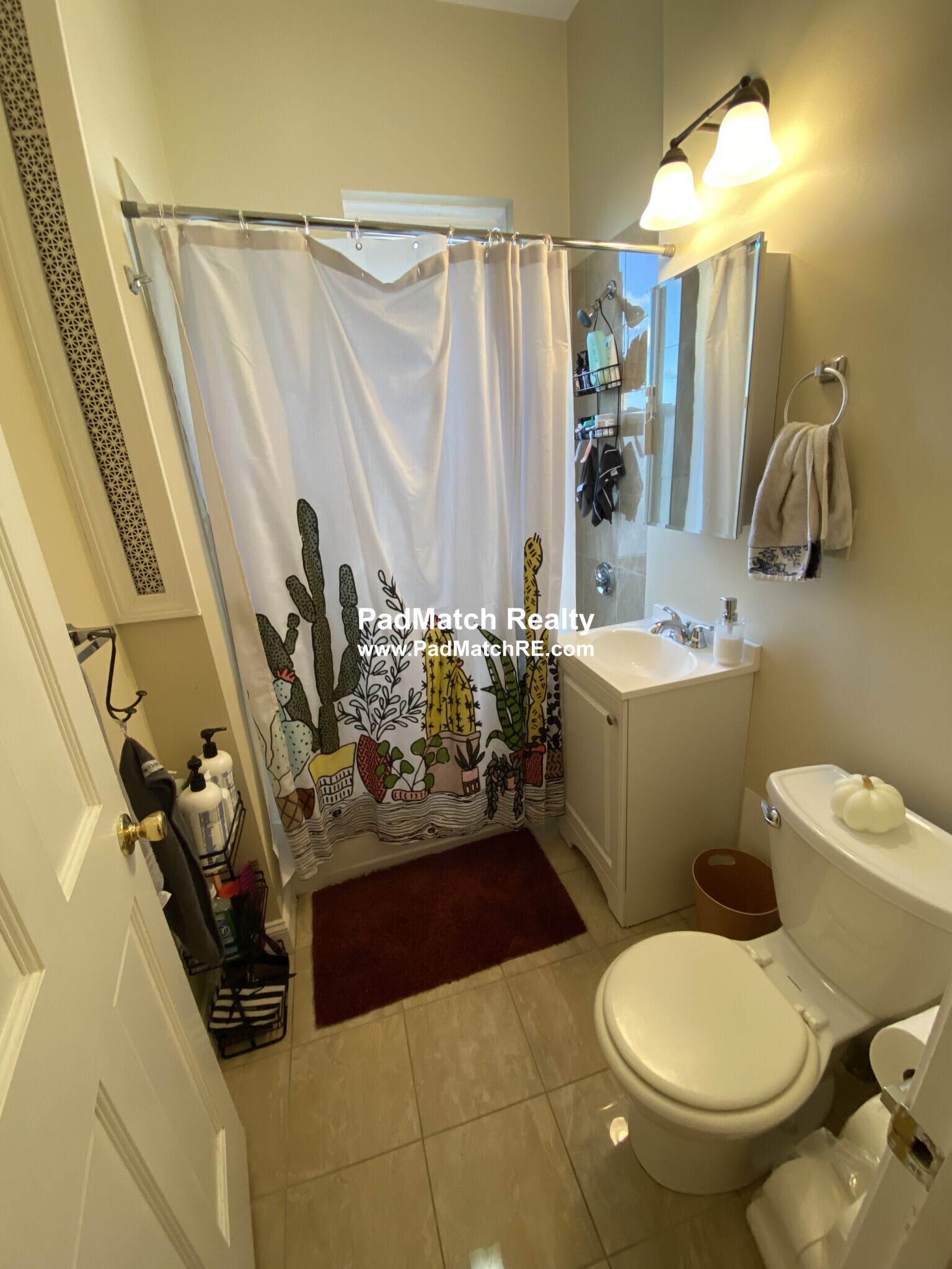 1185 Commonwealth Ave, Allston