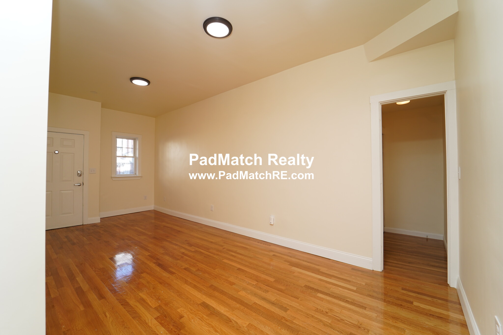 523 3rd St, South Boston