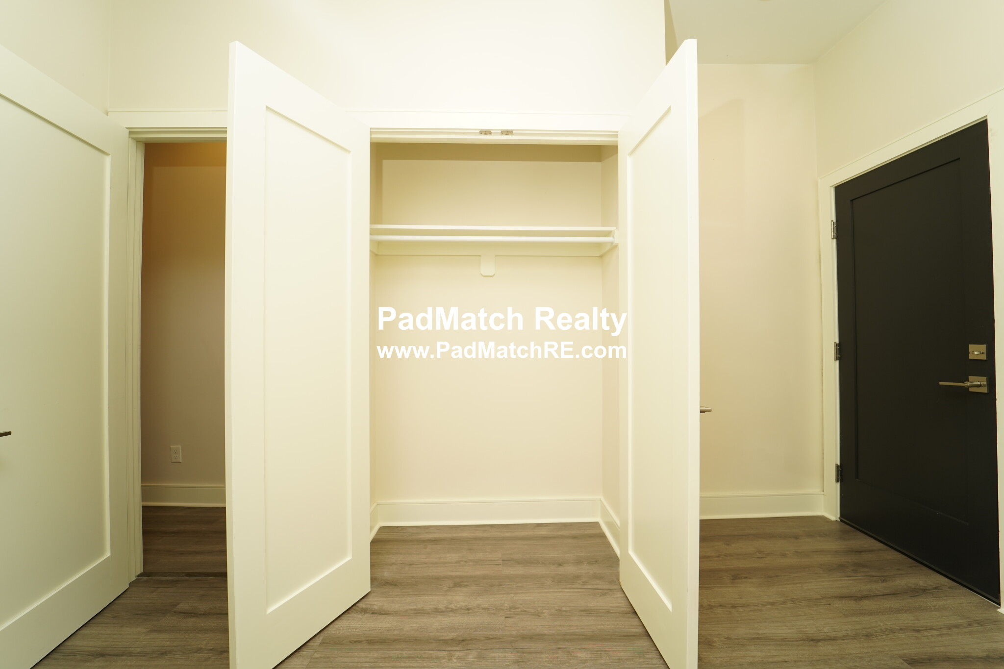 64 Chelsea St, East Boston