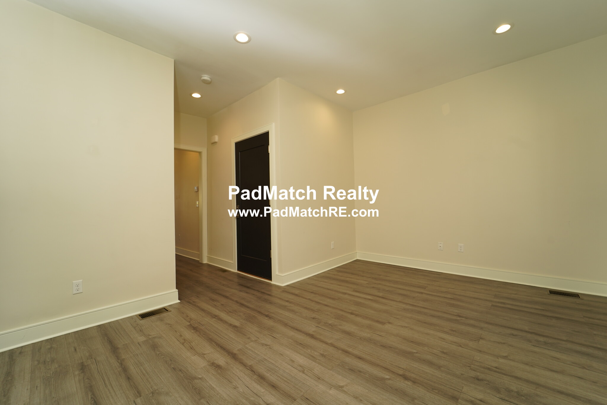 64 Chelsea St, East Boston