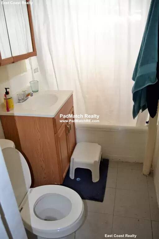 45 Chestnut Hill Ave, Brighton