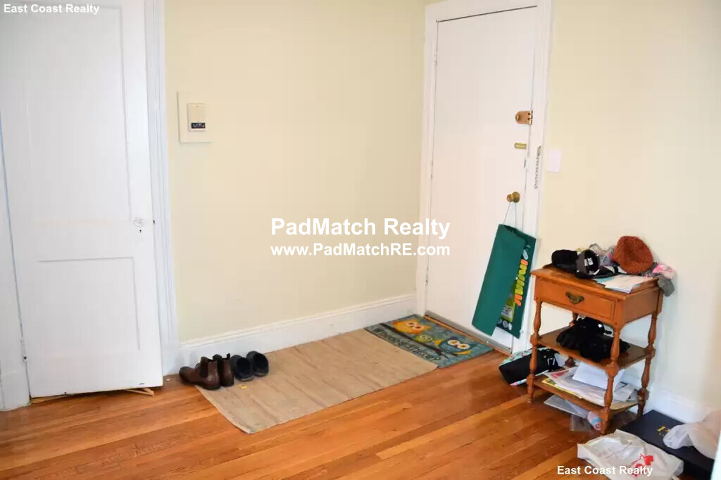 45 Chestnut Hill Ave, Brighton