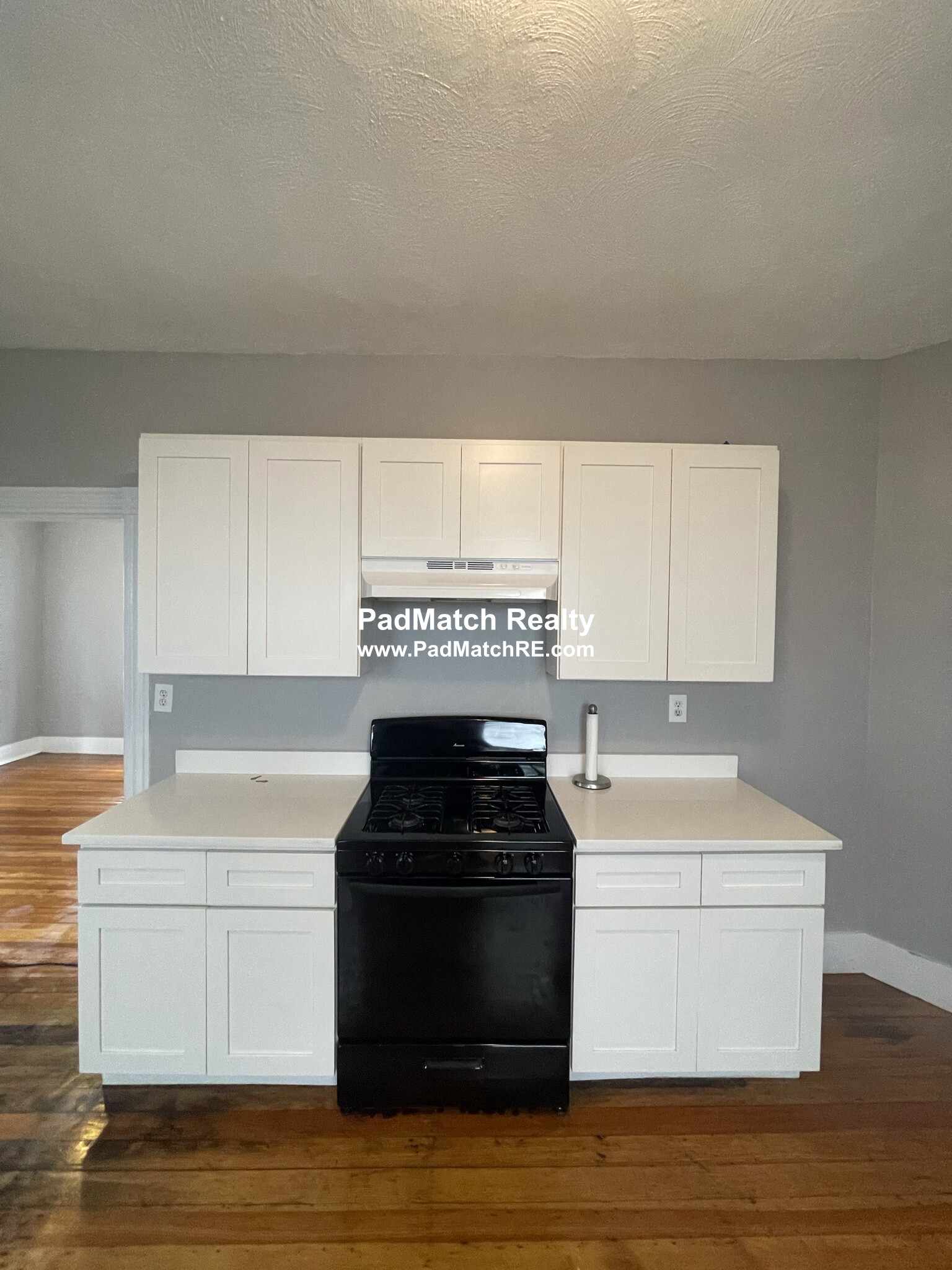 11 Sunset St, Mission Hill