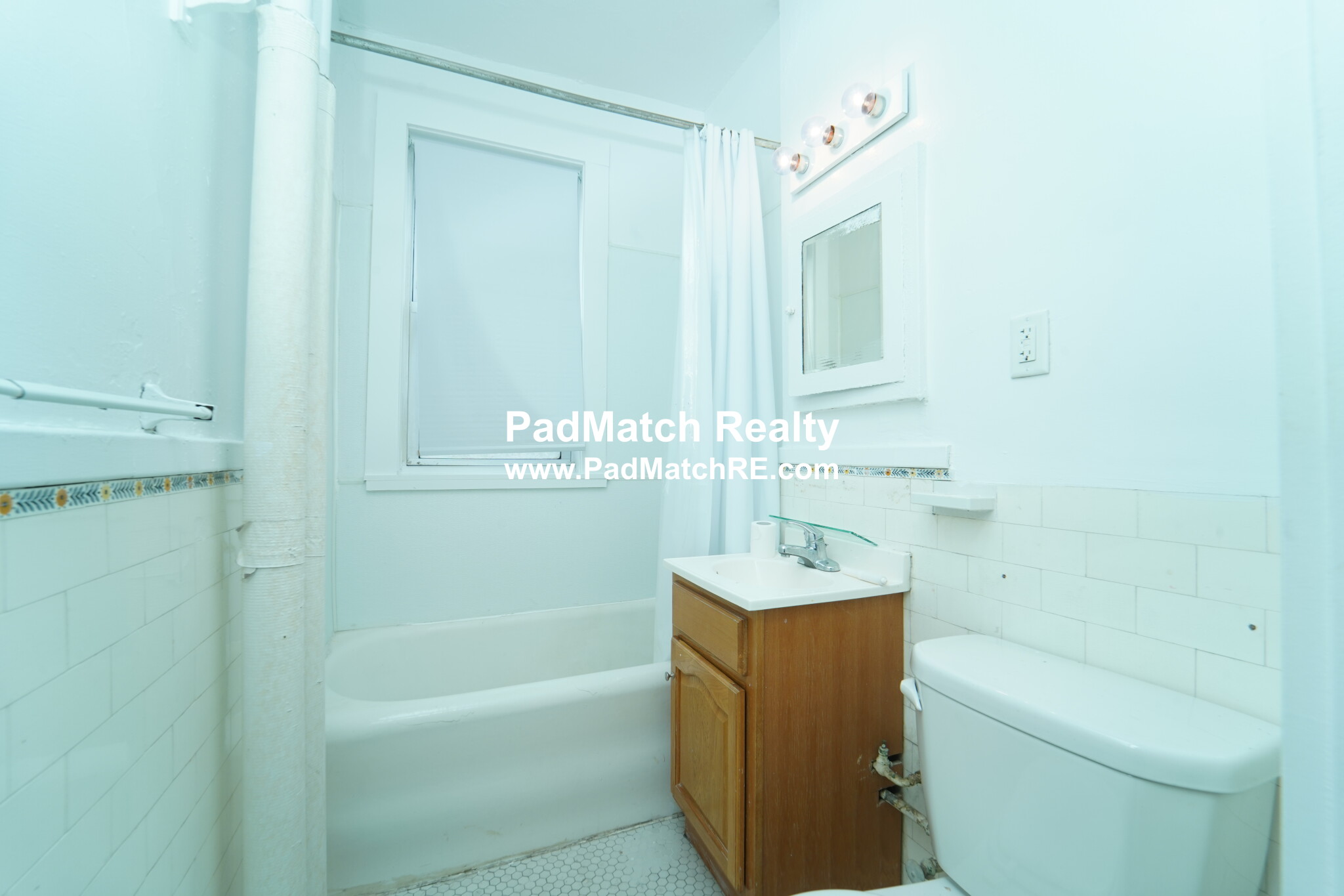 1630 Commonwealth Ave, Brighton