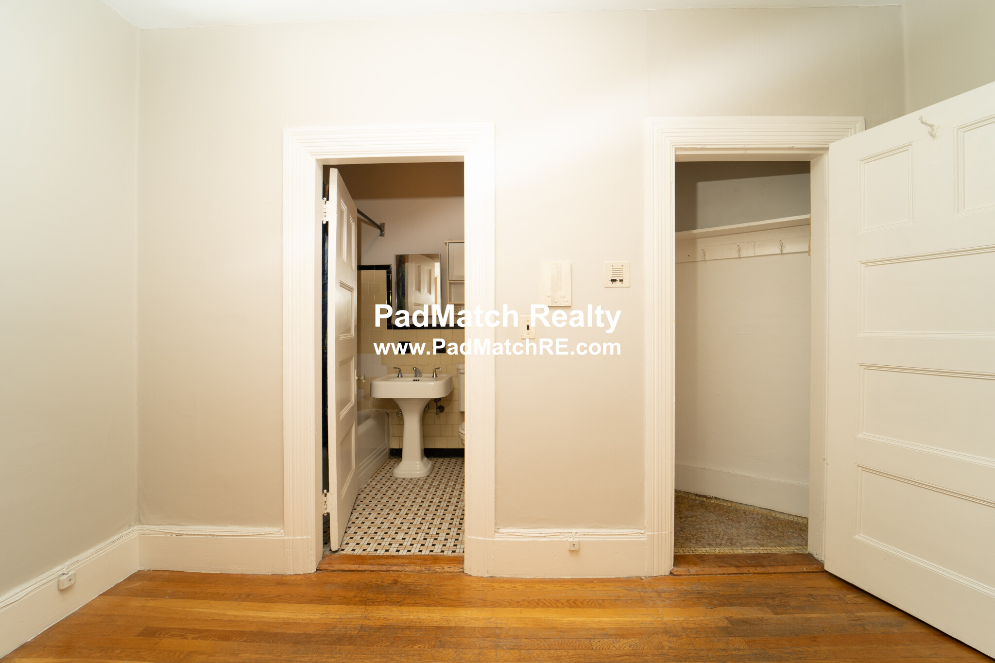 9 Sewall Ave, Coolidge Corner