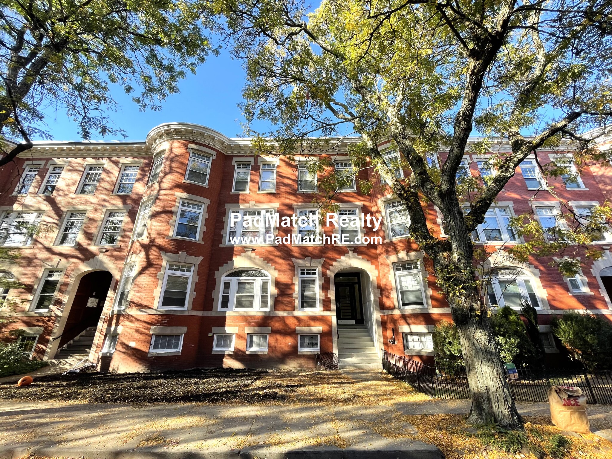 7 Strathmore Rd, Washington Square