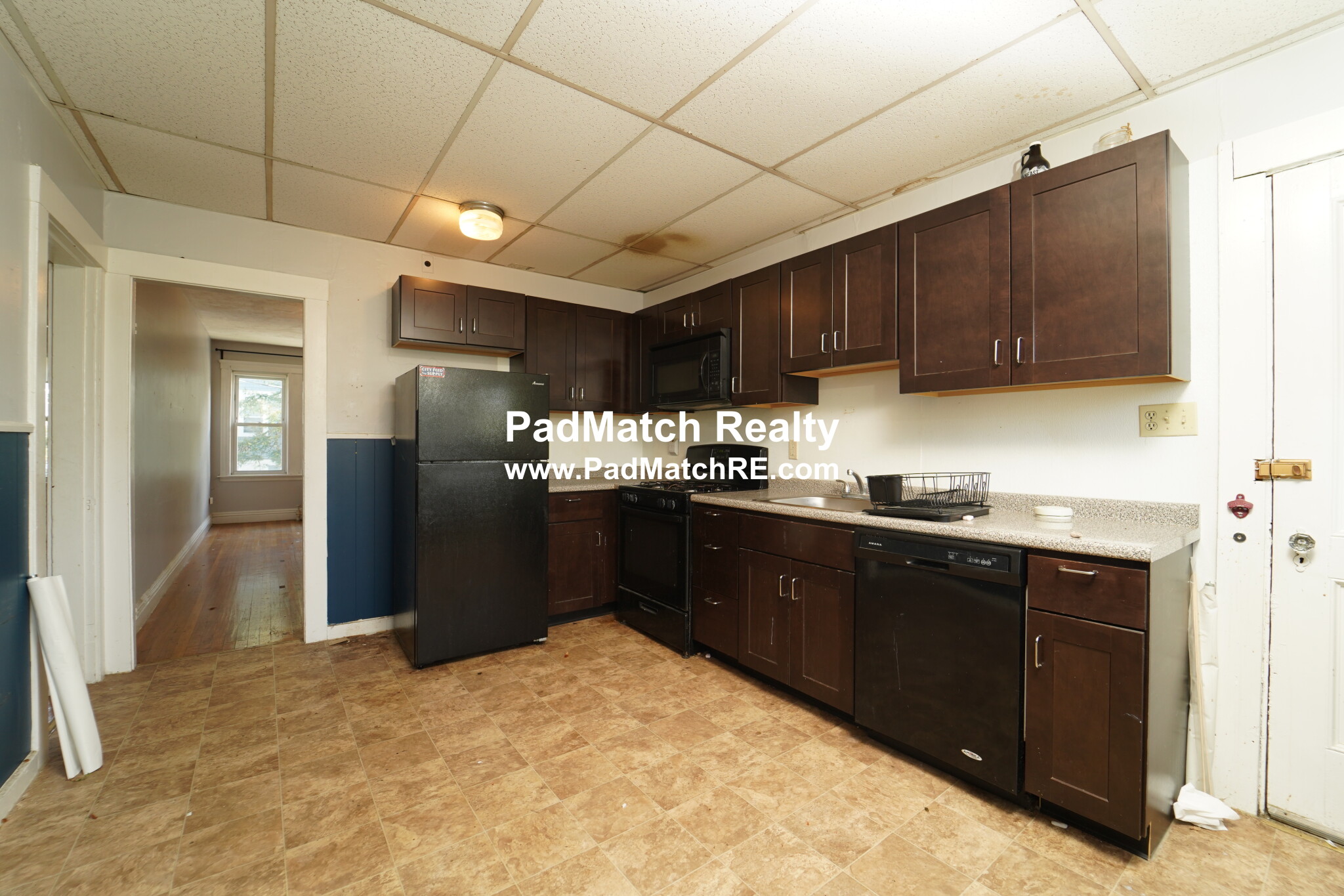 29 Lourdes Ave, Jamaica Plain