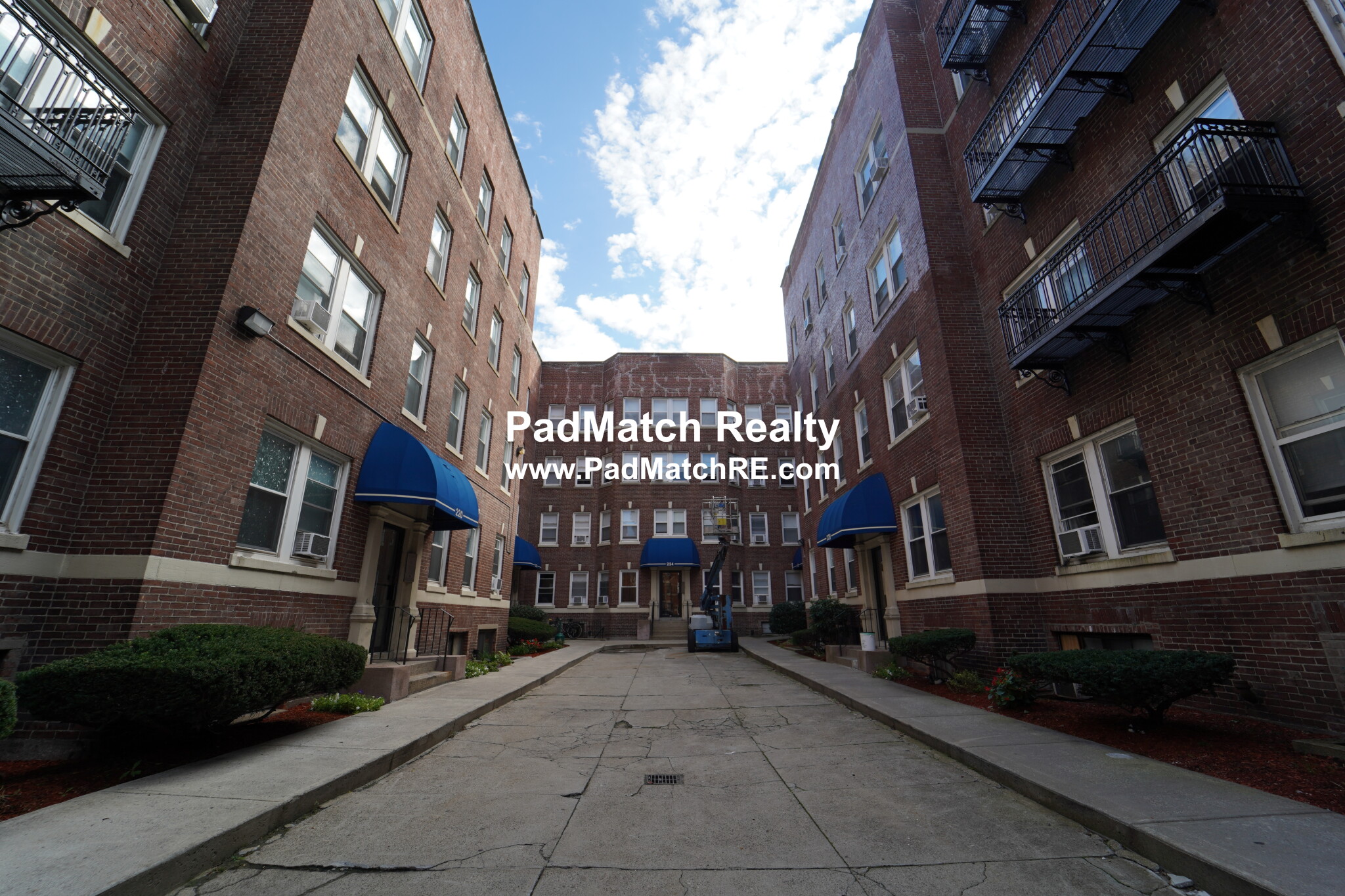 222 South St, Jamaica Plain