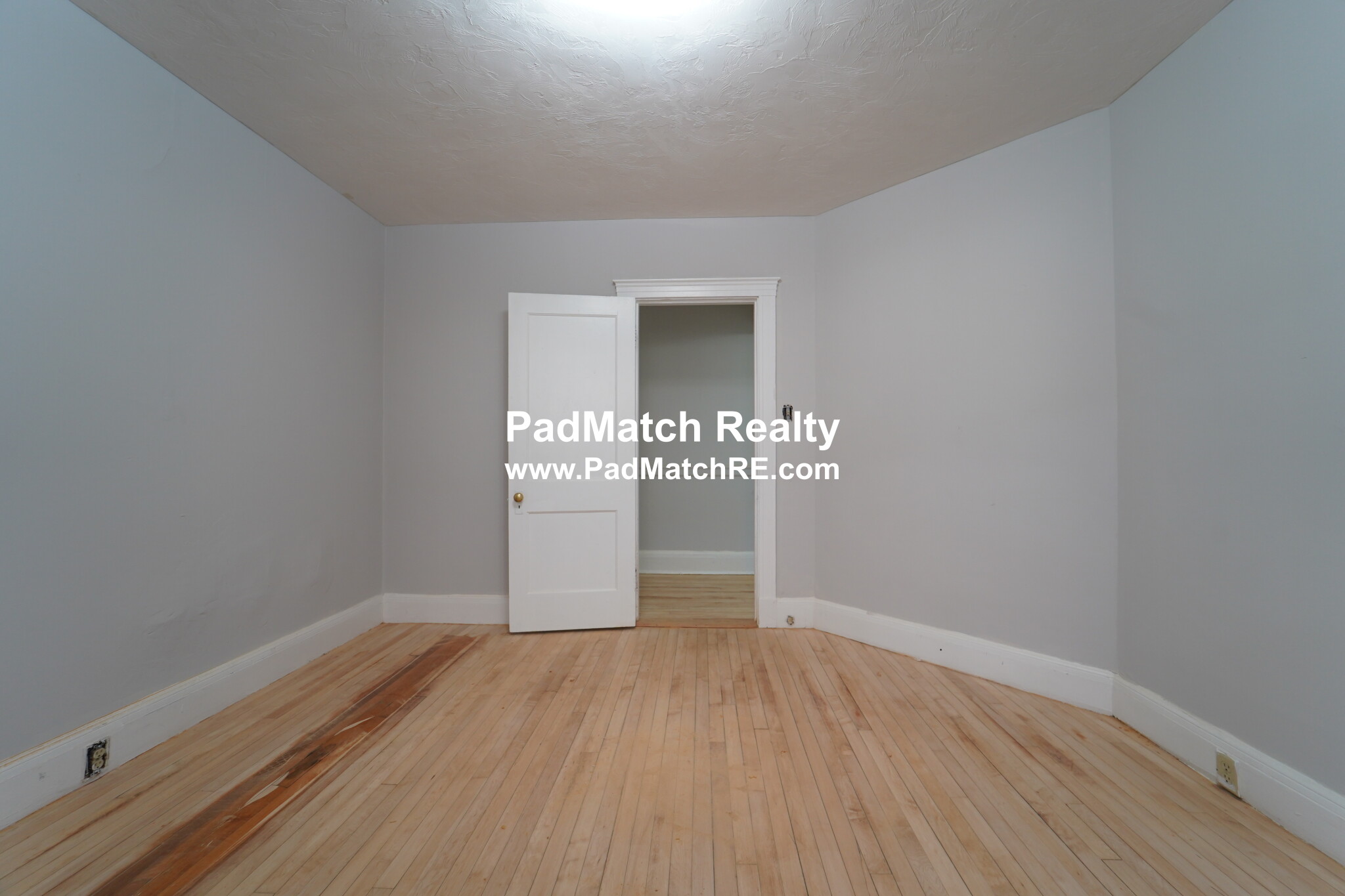 142 Davis Ave, Brookline Hills