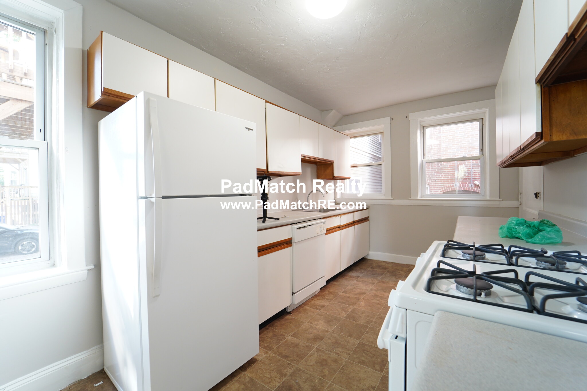 142 Davis Ave, Brookline Hills