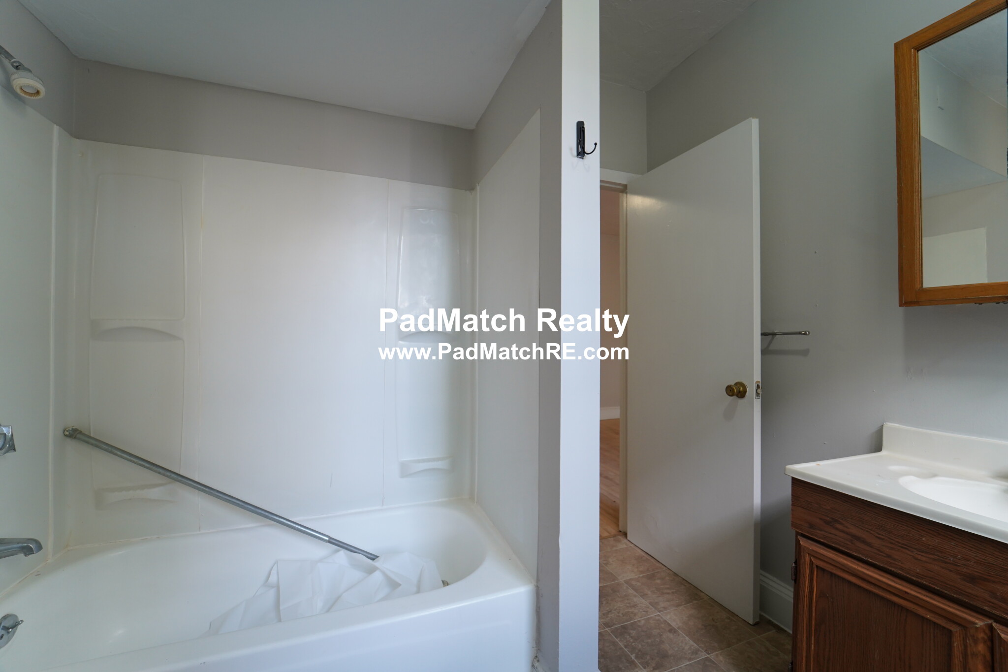 142 Davis Ave, Brookline Hills