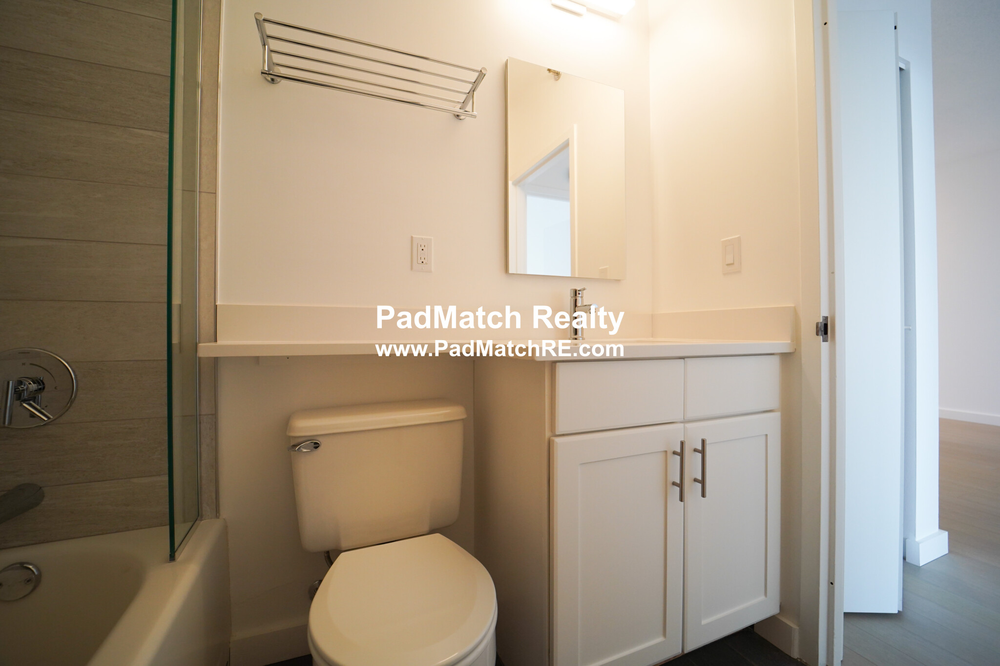 1 Devonshire Pl, East Boston