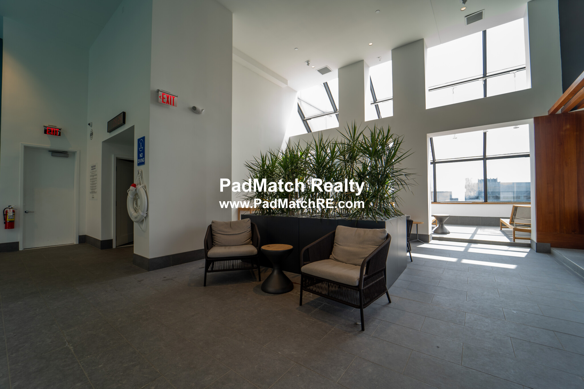 1 Devonshire Pl, Midtown