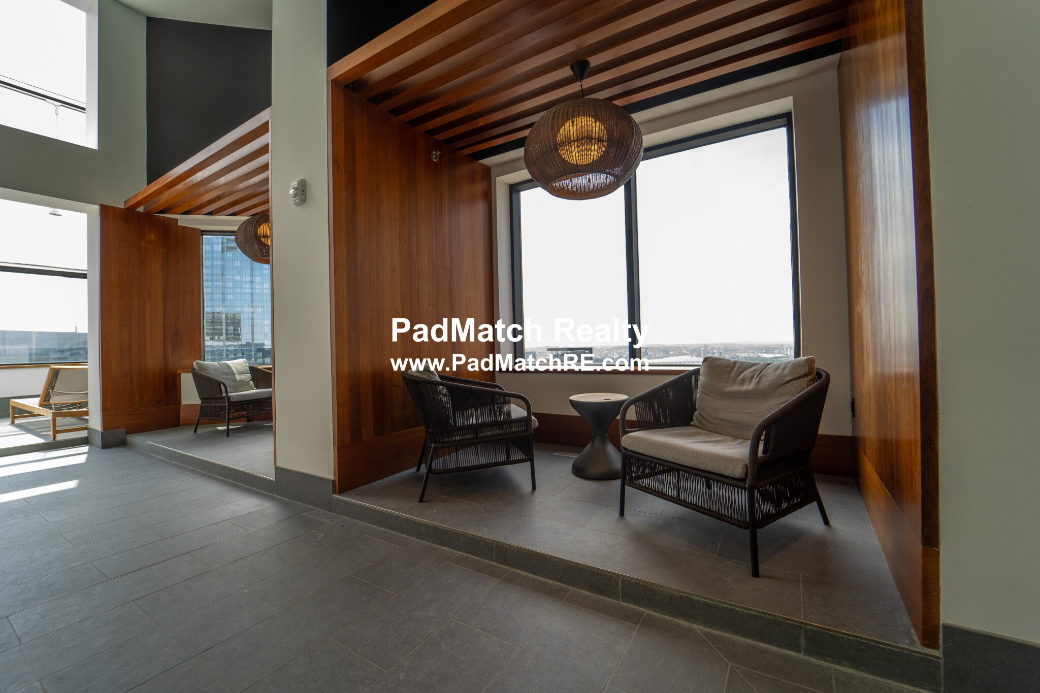 1 Devonshire Pl, Midtown