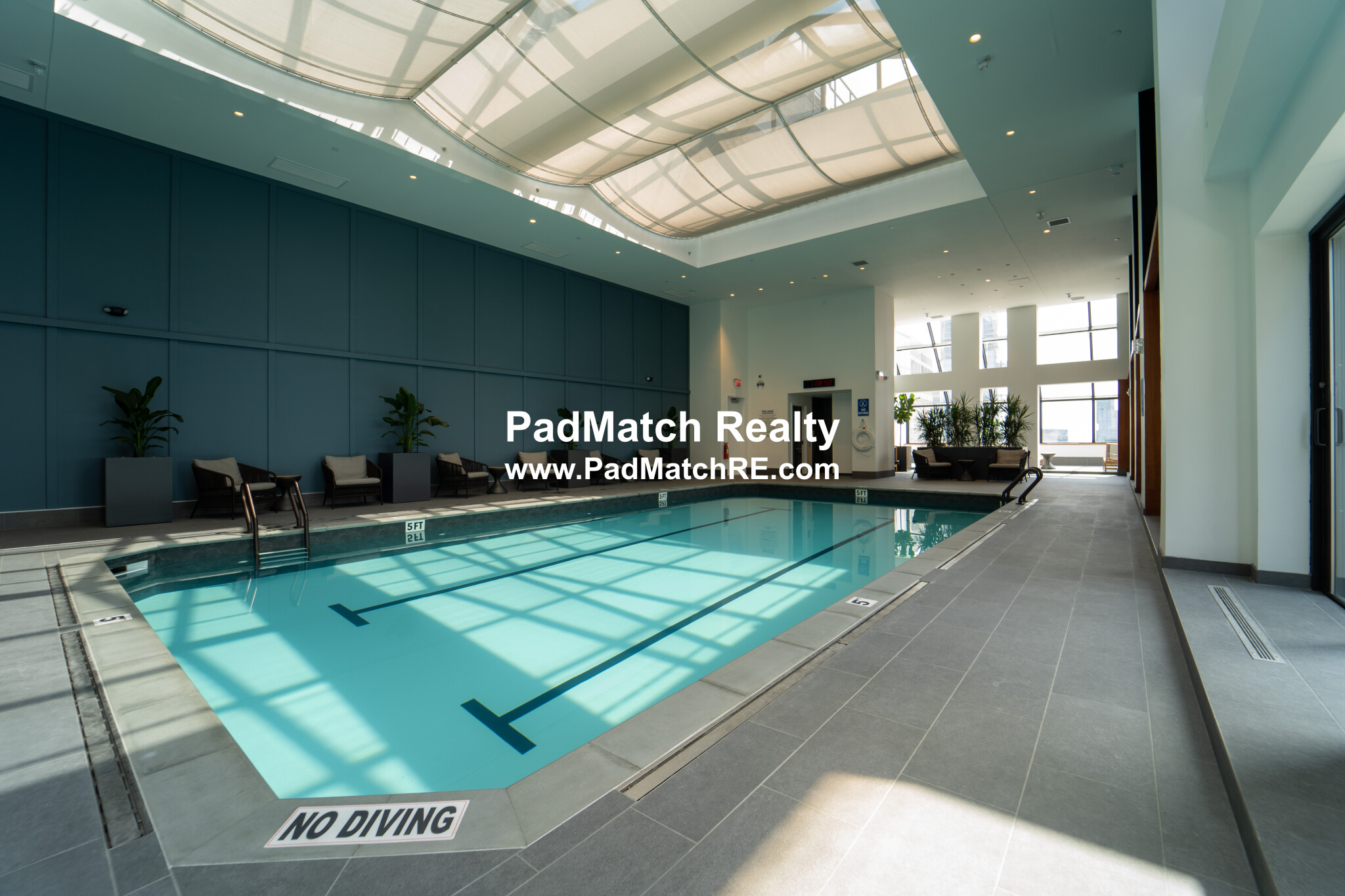 1 Devonshire Pl, Midtown