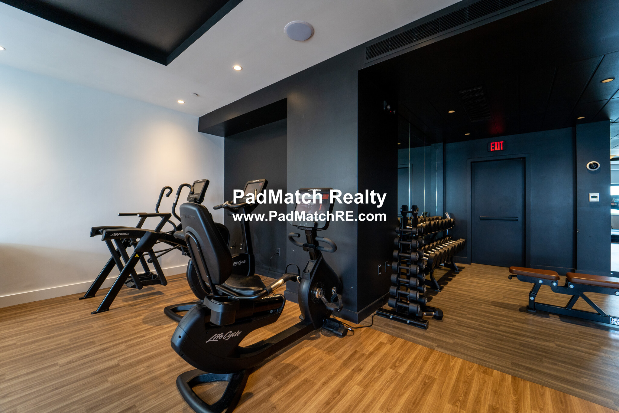 1 Devonshire Pl, Midtown