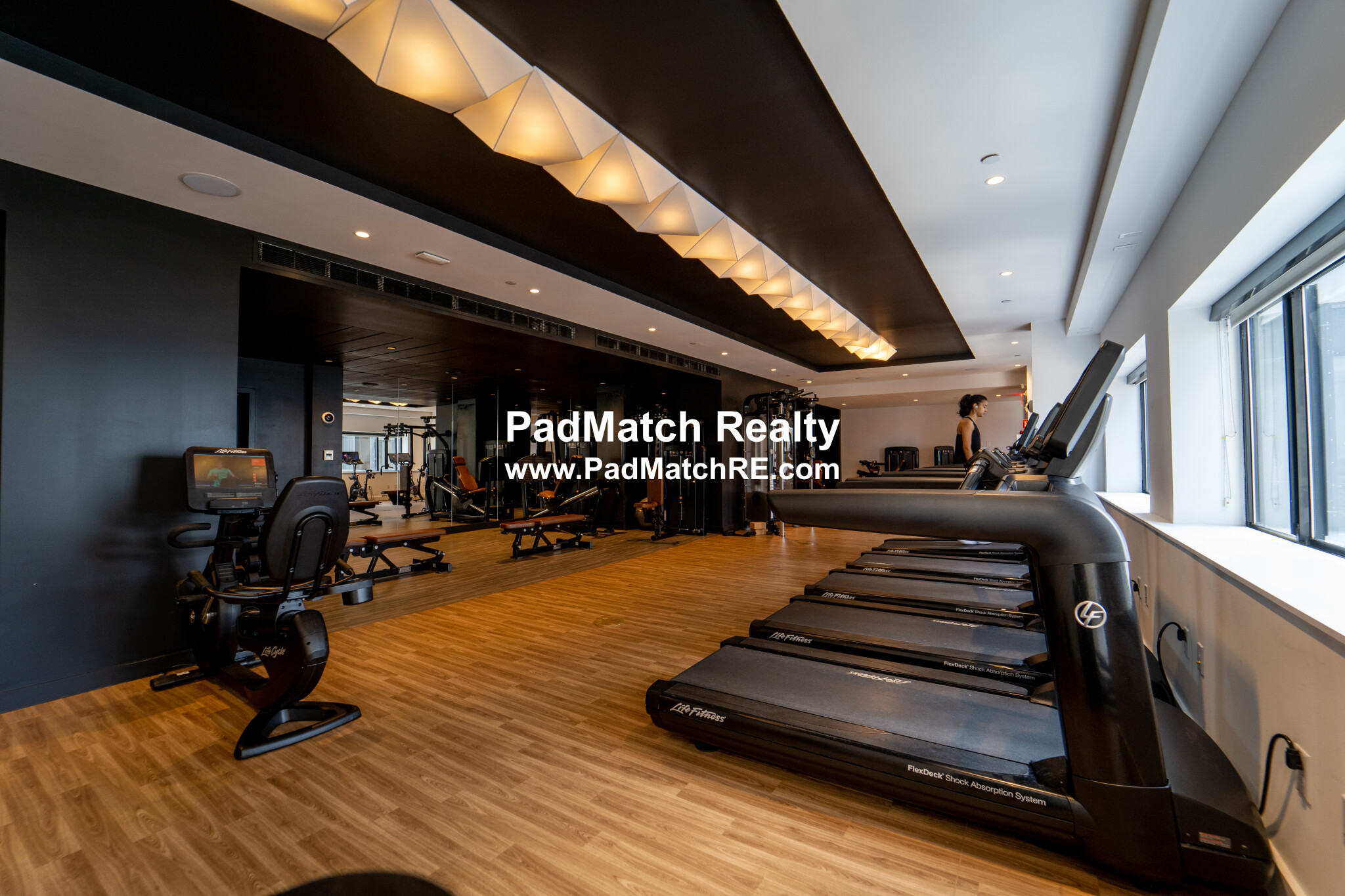 1 Devonshire Pl, Midtown