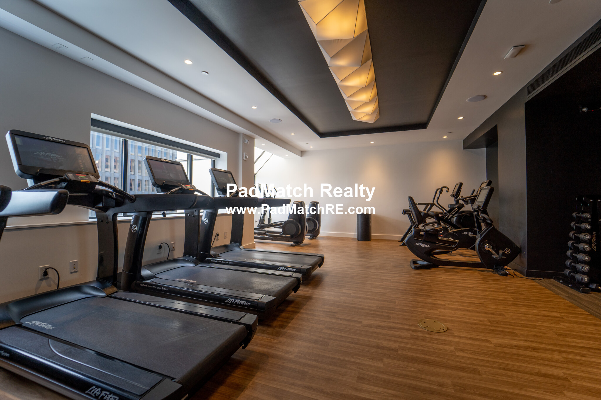 1 Devonshire Pl, Midtown